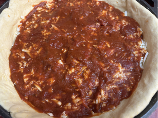 chicago style deep dish pizza