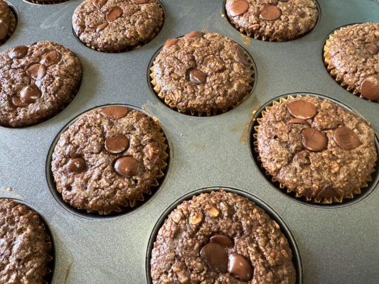chocolate oat muffins